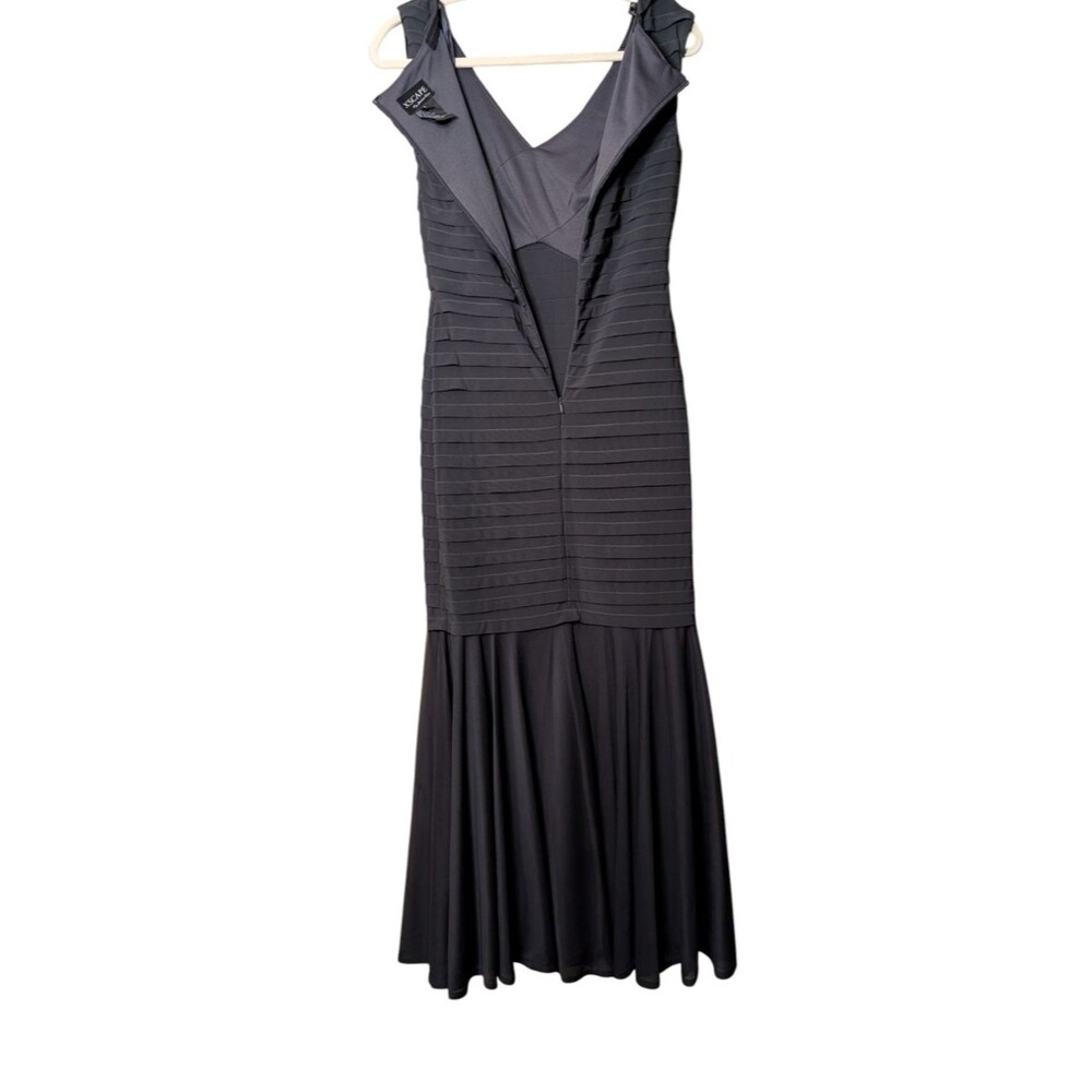 Xscape Joanna Chen sleeveless black evening gown bandage-style bodice mermaid 4 - Picture 2 of 8
